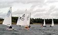 Picture of fleet rounding the leeward mark