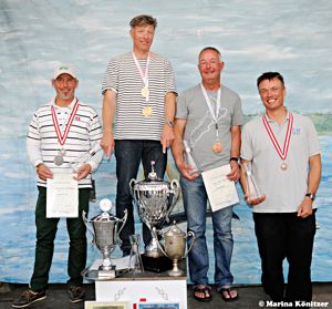 DENGER champs podium