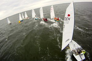 Mast shot, Gybe Mark